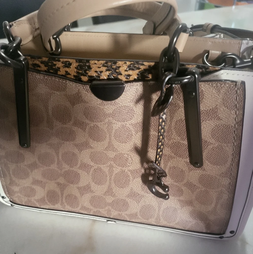 Purse - Picture 5 of 6